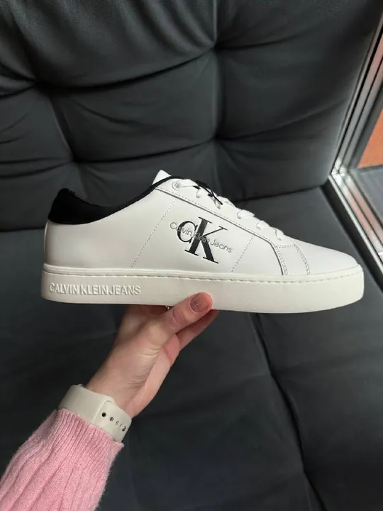 Взуття Calvin Klein, фото 1