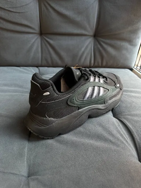 Взуття Adidas Ozmillen, фото 4