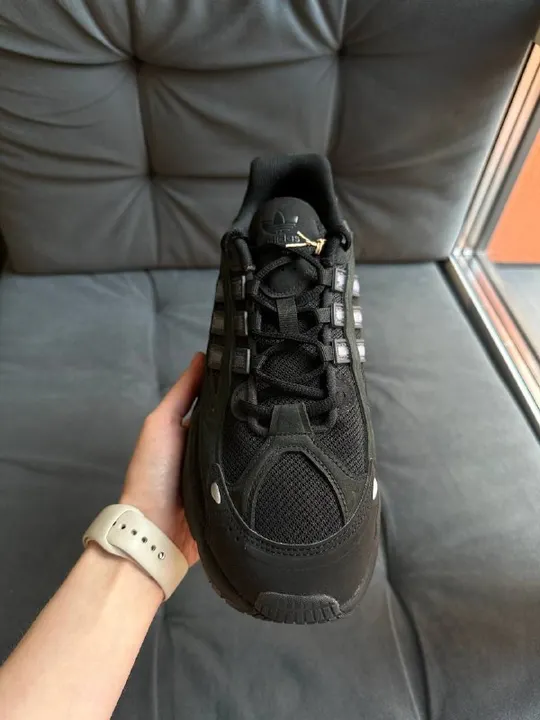 Взуття Adidas Ozmillen, фото 2