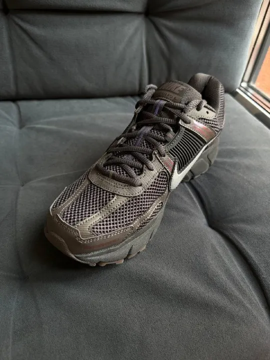 Взуття Nike Zoom Vomero 5, фото 3