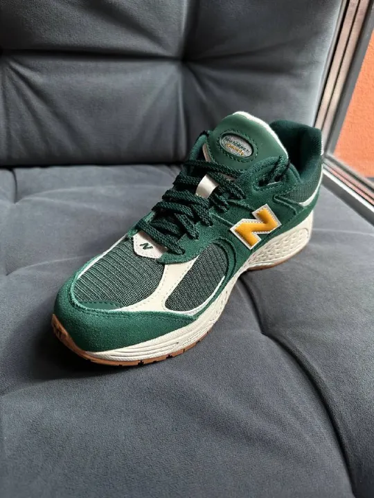 Взуття New Balance 2002R, фото 3